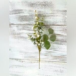 *Glitter Frosted Eucalyptus Spray, 16”